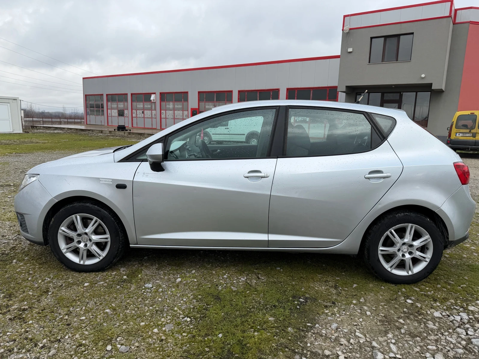 Seat Ibiza 1.9 TDI - НАВИ - - изображение 8