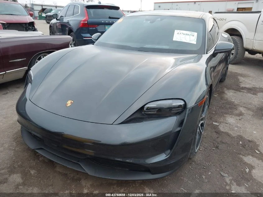Porsche Taycan � * CARFAX*  | Mobile.bg � ����������� 12
