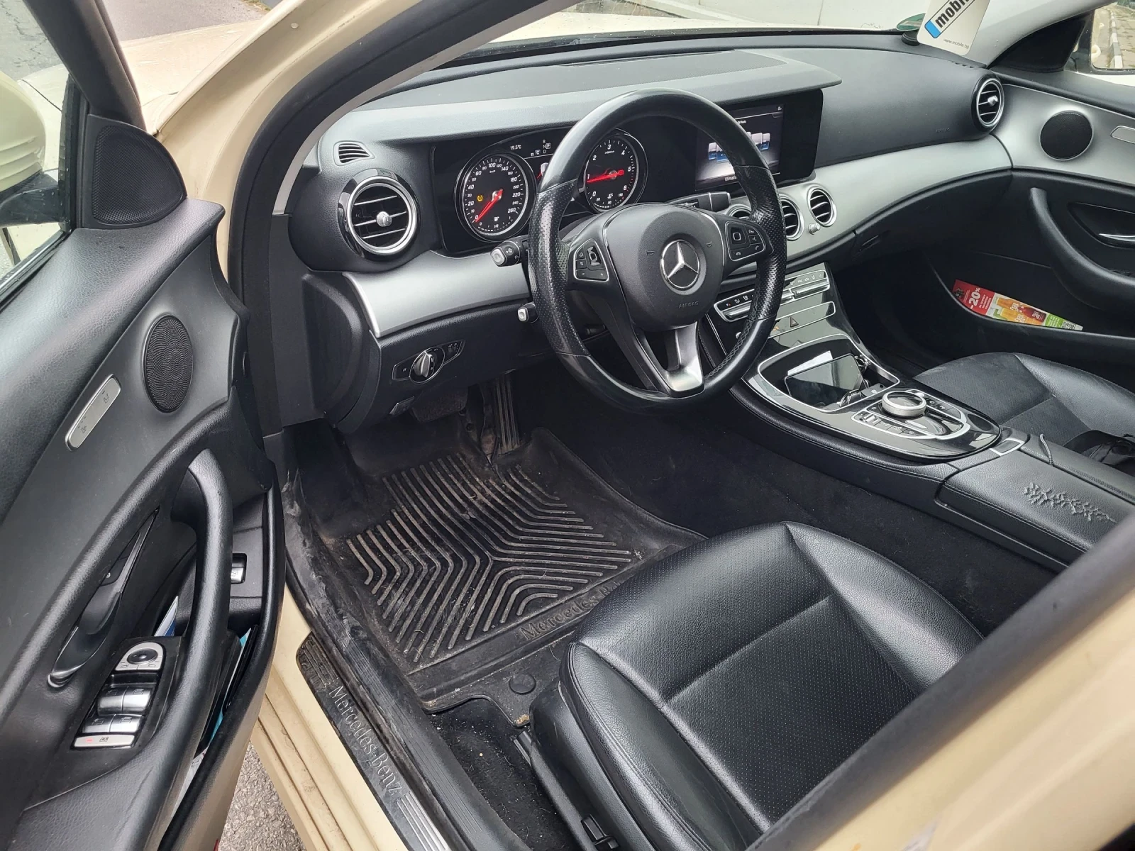 Mercedes-Benz E 200 428000км колата се кара всеки ден - изображение 6