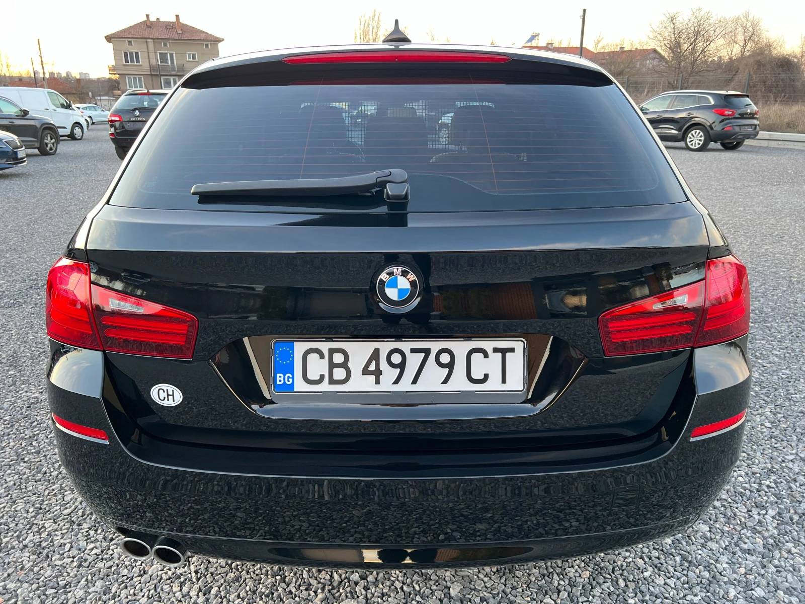 BMW 520 D 190k.c./ТОП СЪСТОЯНИЕ/Серв. история/, снимка 4 - Автомобили и джипове - 53777461