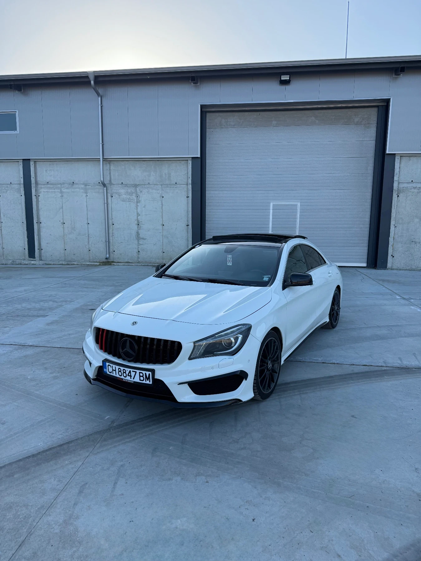 Mercedes-Benz CLA 220, снимка 2 - Автомобили и джипове - 53829065