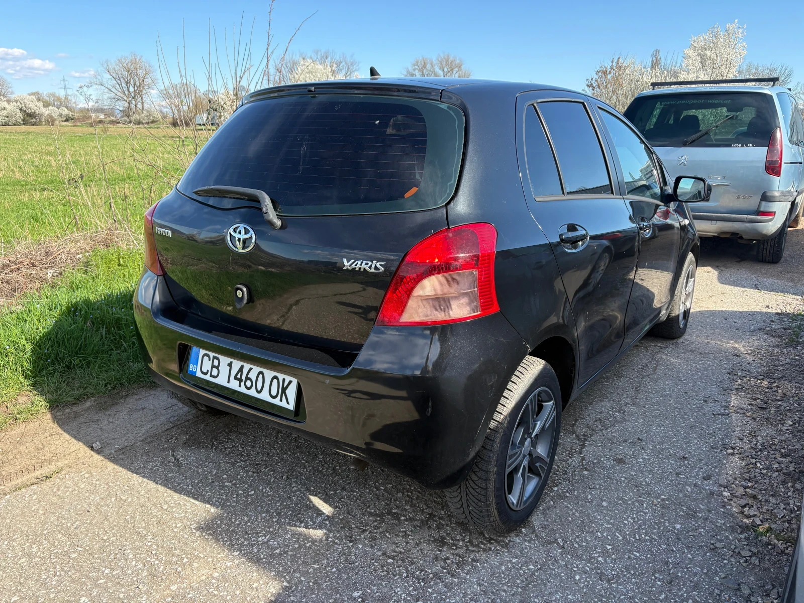 Toyota Yaris 1.3 I , снимка 5 - Автомобили и джипове - 54127124