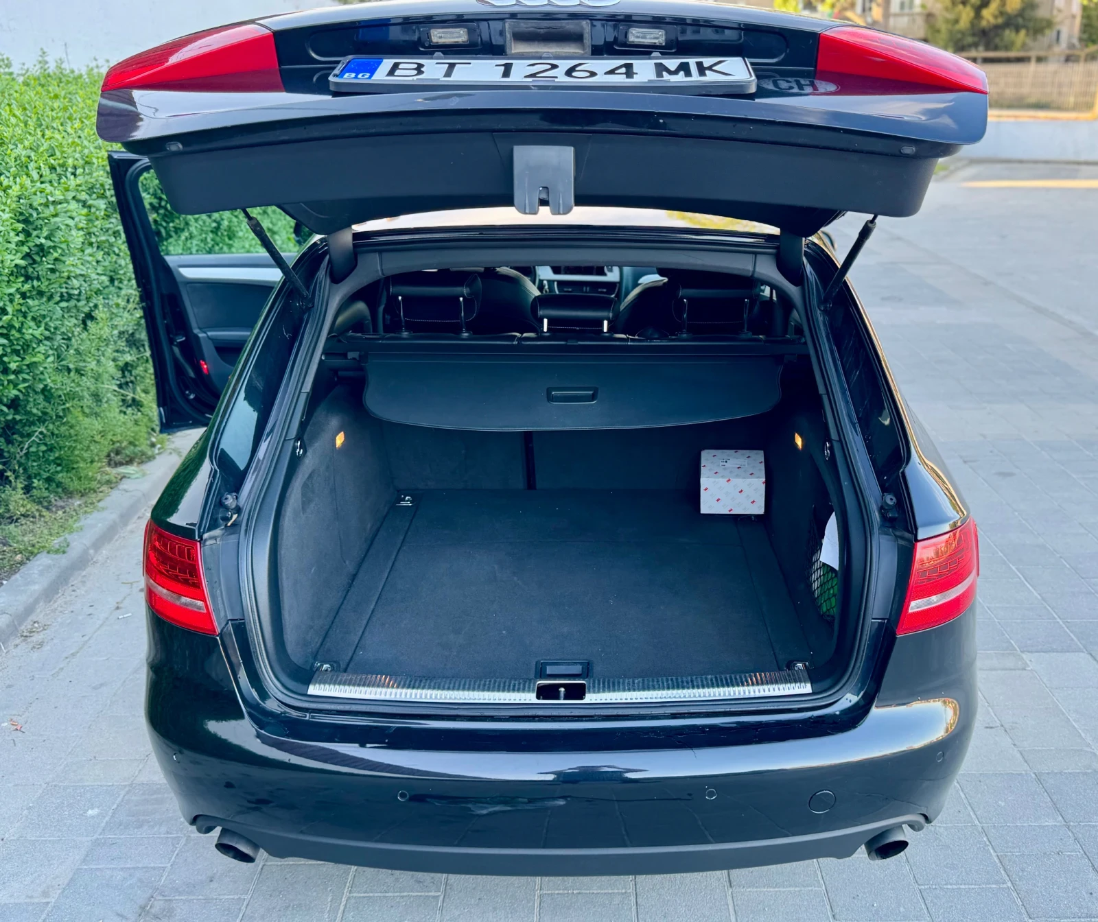 Audi A4 2.0TFSI, снимка 15 - Автомобили и джипове - 54346953