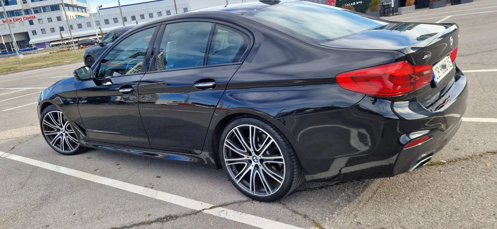 BMW 530 X-Drive M-pak.360 cam, снимка 11 - Автомобили и джипове - 54553894