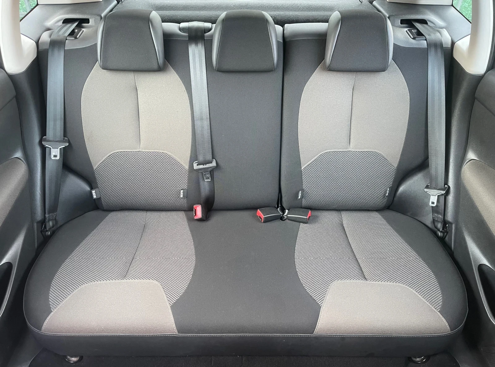 Citroen C3 1.2i FACELIFT EURO 5B, снимка 12 - Автомобили и джипове - 55039091