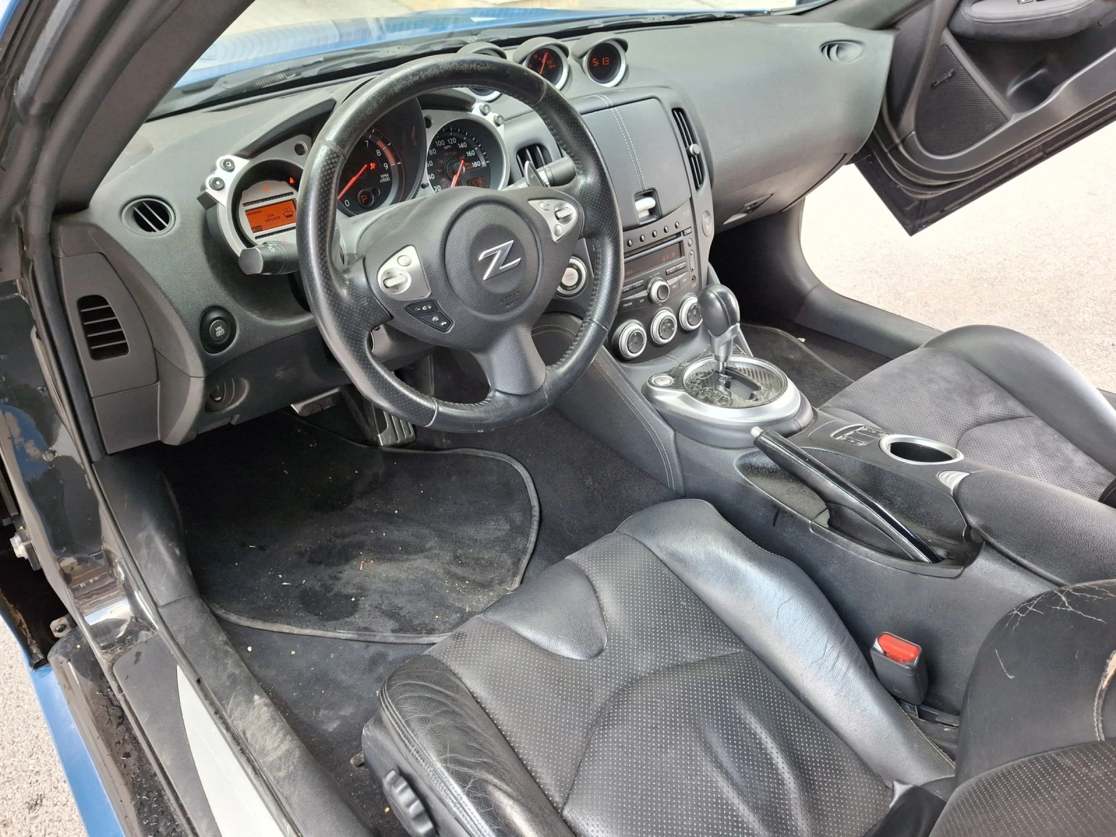 Nissan 370Z Nismo, снимка 11 - Автомобили и джипове - 55060446
