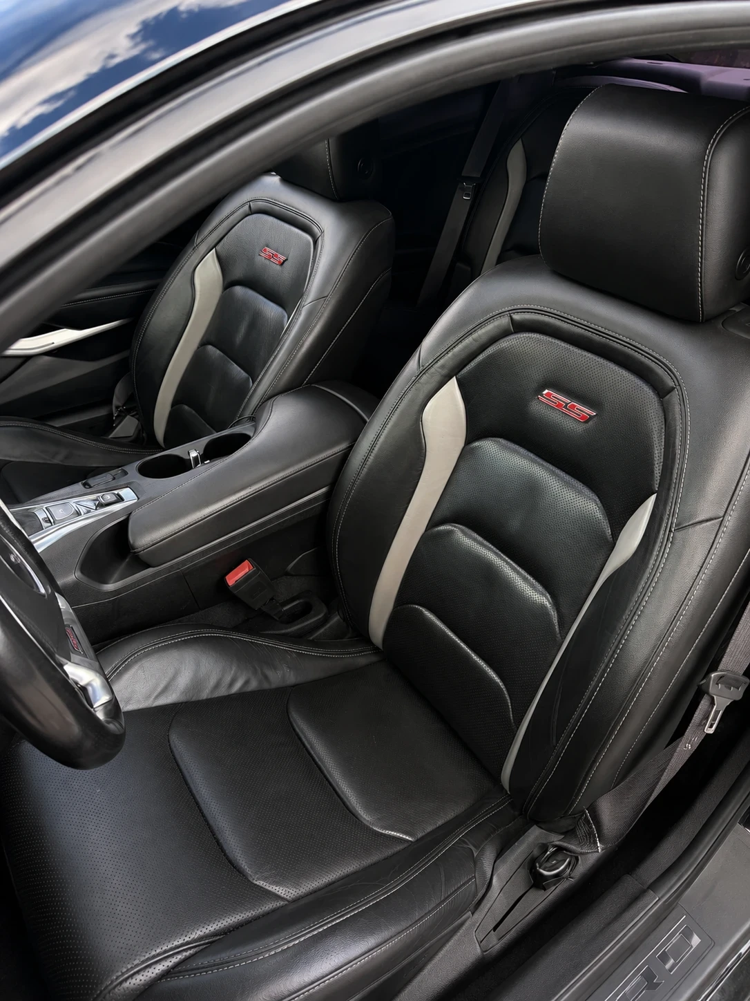 Chevrolet Camaro, снимка 16 - Автомобили и джипове - 55076657