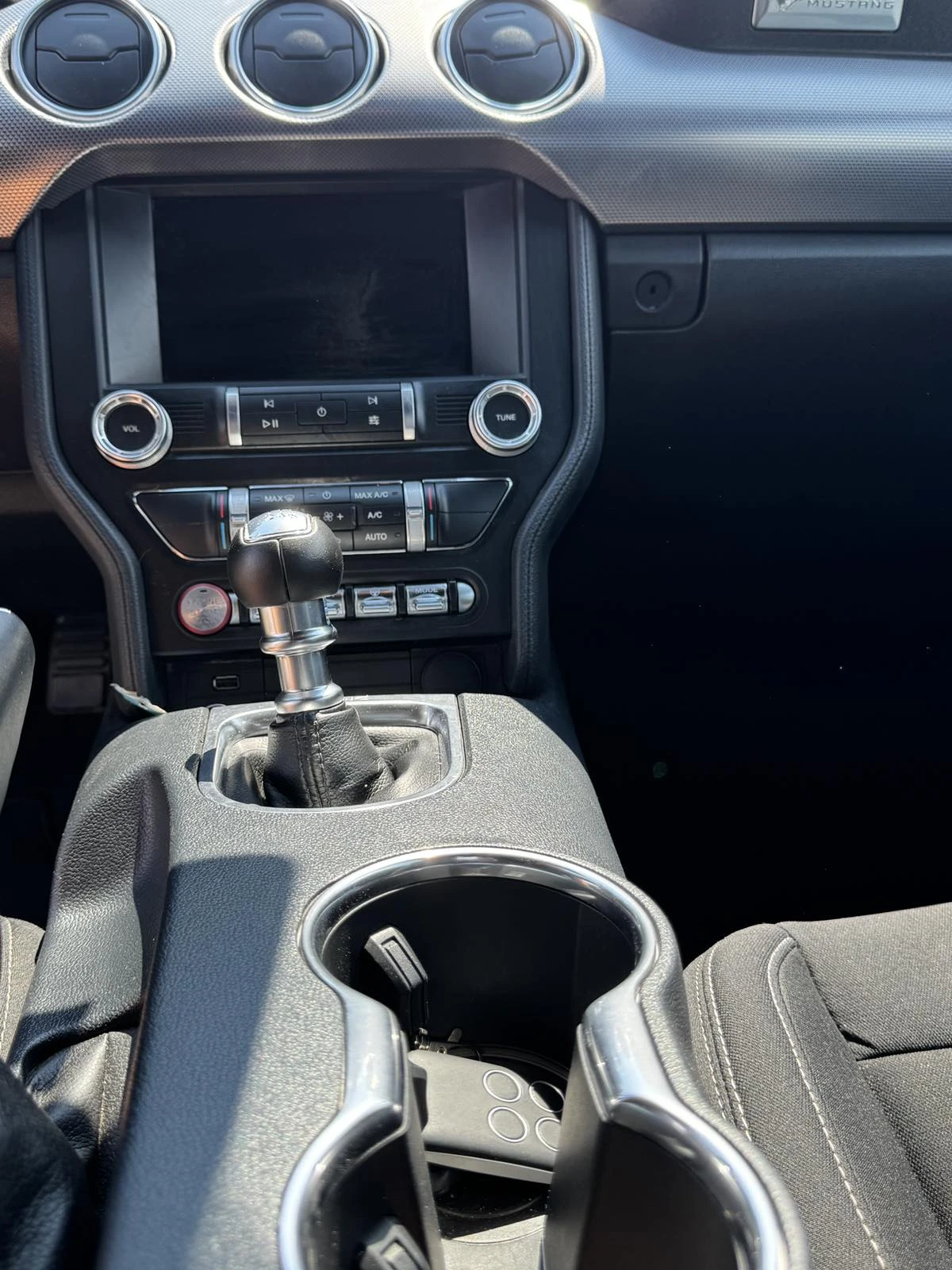 Ford Mustang 5.0 GT 3024км Без Удари РЪЧКА ГЕНЕРАЦИЯ СПОРТ, снимка 16 - Автомобили и джипове - 55078456