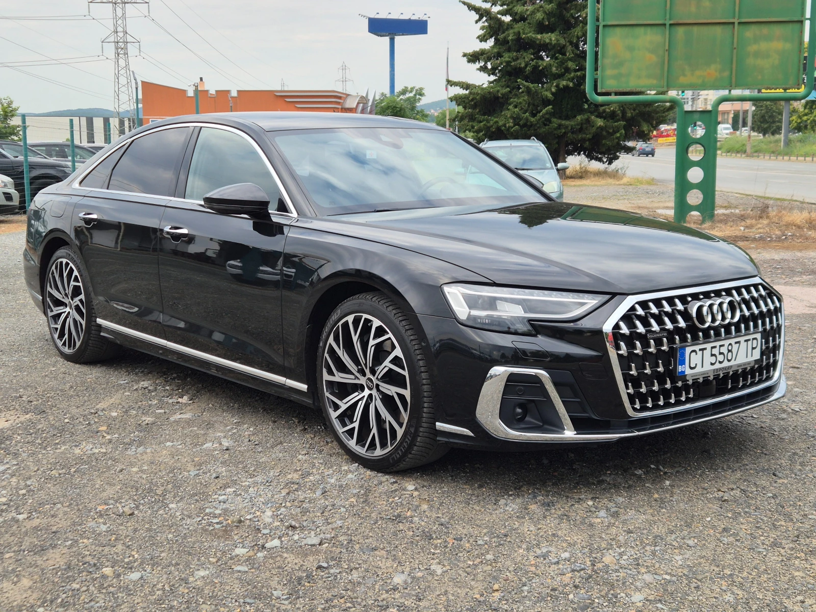 Audi A8 60TFSIe Plug-in Hybrid, снимка 7 - Автомобили и джипове - 55141235