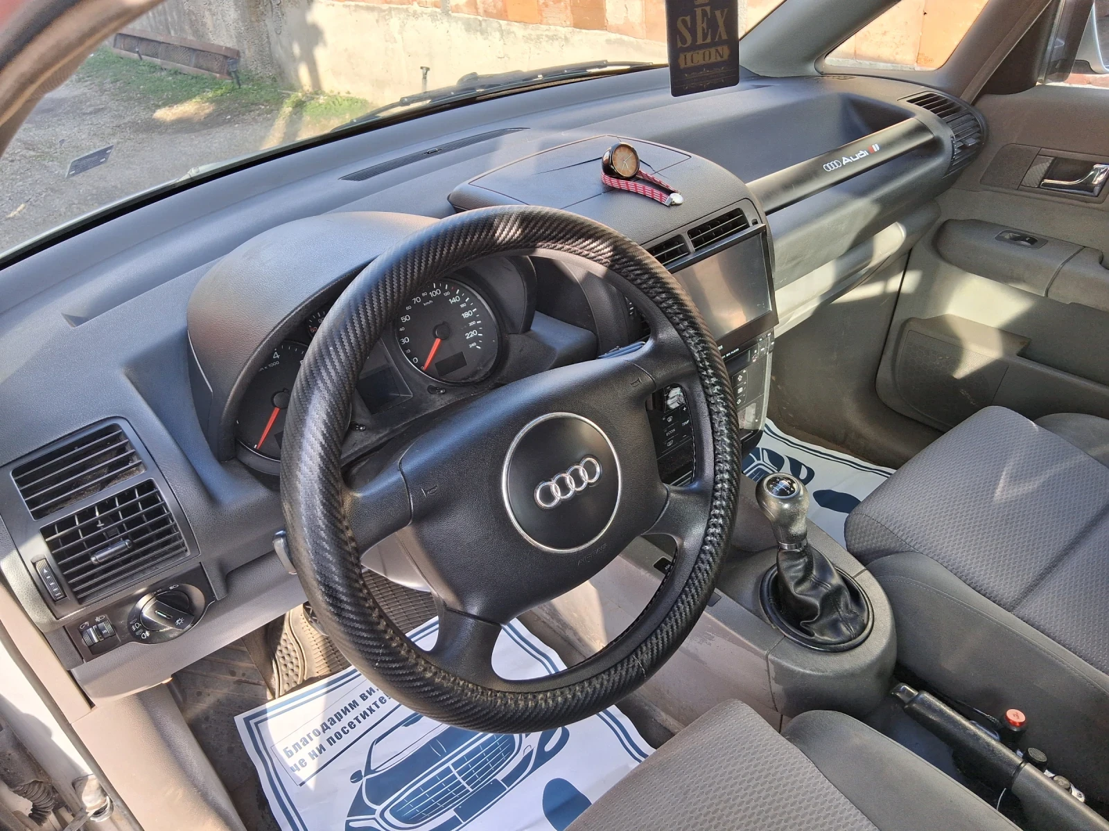 Audi A2 1.4, снимка 11 - Автомобили и джипове - 55187738