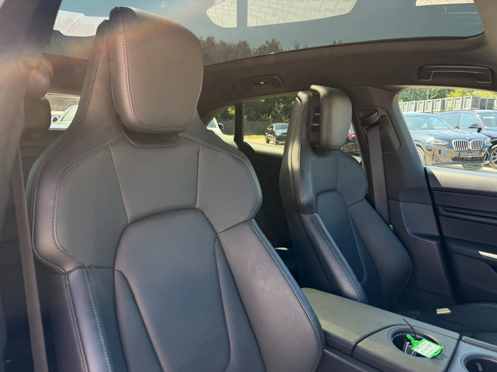 Porsche Taycan 4 Cross Turismo 93 kWh, снимка 7 - Автомобили и джипове - 55395031