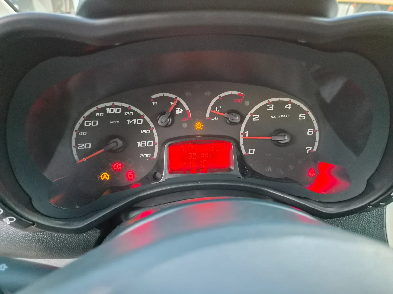 Ford Ka 1.2i EURO 6, снимка 12 - Автомобили и джипове - 55873166