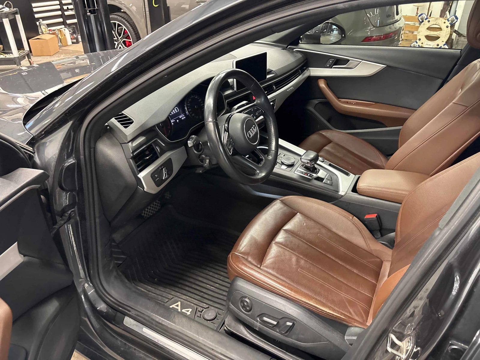 Audi A4 * Komfort * CARFAX * ОПЦИЯ ЗА ФИНАНСИРАНЕ * , снимка 5 - Автомобили и джипове - 56118864