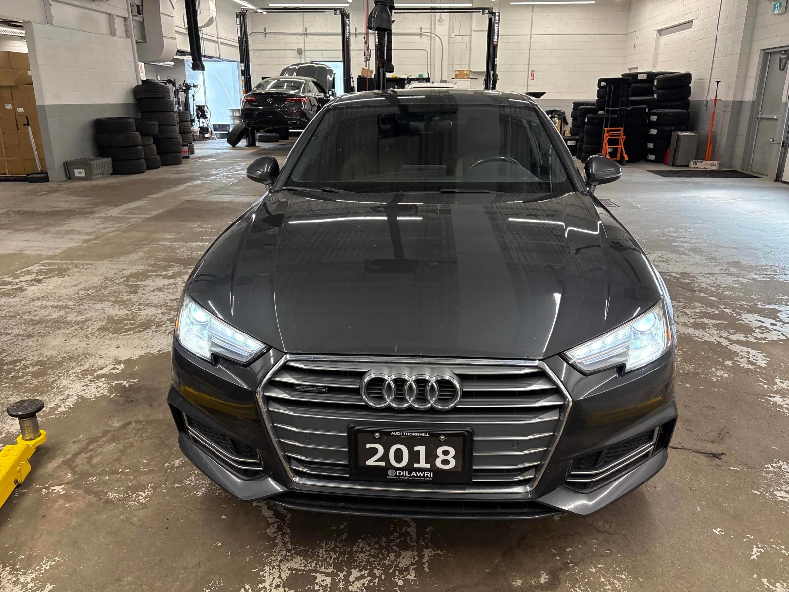 Audi A4 * Komfort * CARFAX * ОПЦИЯ ЗА ФИНАНСИРАНЕ * , снимка 6 - Автомобили и джипове - 56118864