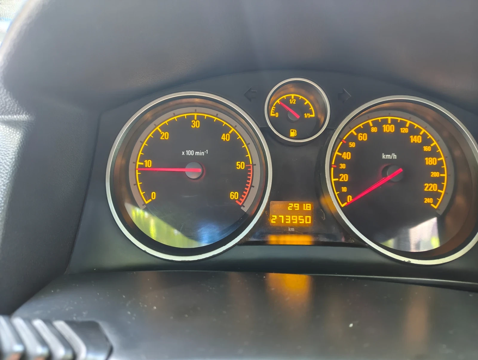 Opel Astra 1.7, снимка 2 - Автомобили и джипове - 56194042