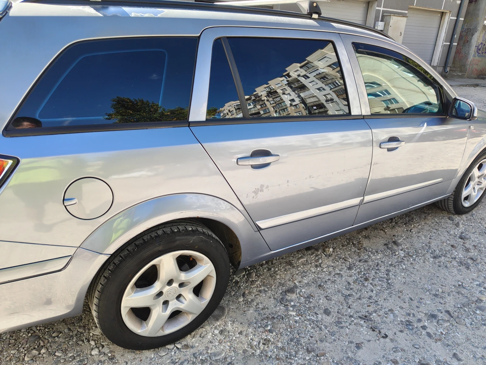 Opel Astra 1.7, снимка 4 - Автомобили и джипове - 56194042