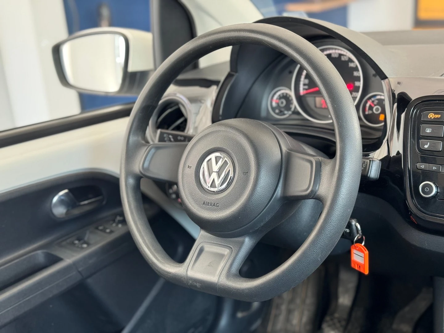 VW Up VW move up! 1.0 EcoFuel BMT | Mobile.bg � ����������� 7