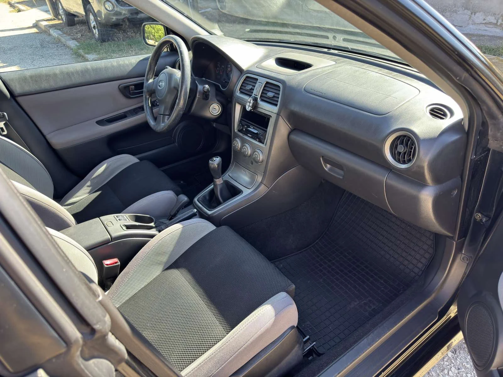 Subaru Impreza 2.0 R, снимка 9 - Автомобили и джипове - 56348230