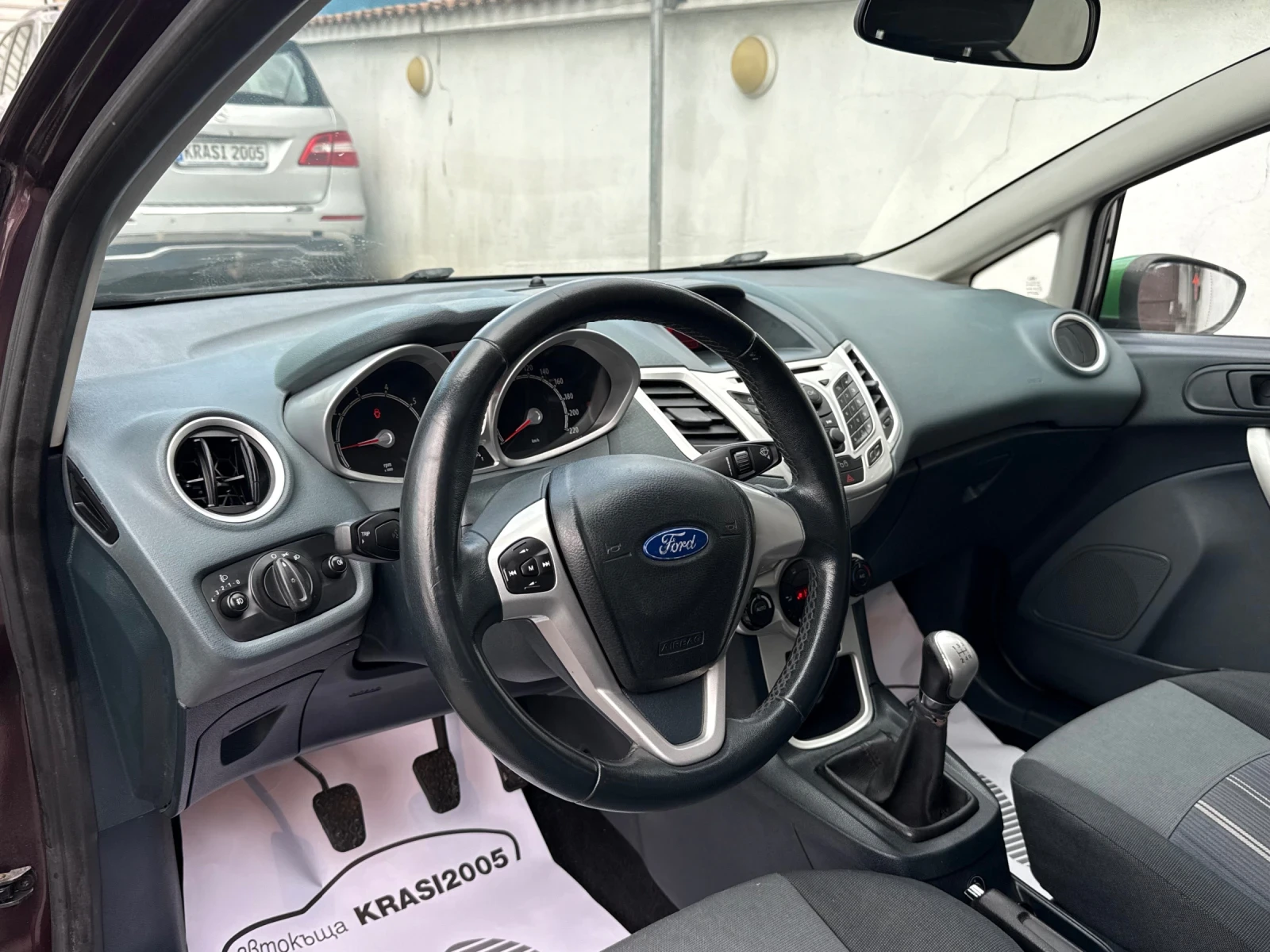 Ford Fiesta 1.4I TITANIUM ����� ��������� | Mobile.bg � ����������� 8