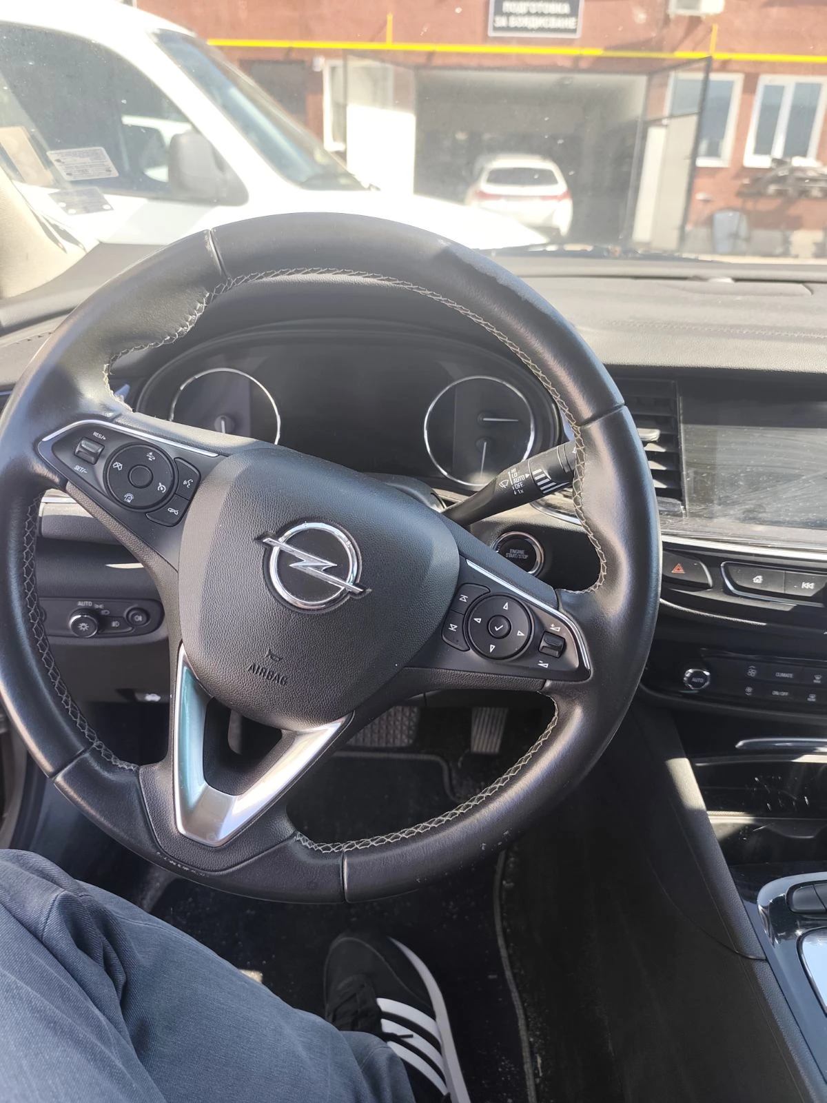 Opel Insignia, снимка 7 - Автомобили и джипове - 56724210