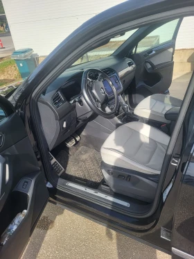 VW Tiguan Allspace R LINE * 8ск AISIN * TOP* HIGHLINE* Digital* Панор - 19488 € / 38115.22 лв. - 23204219 16