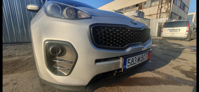 Kia Sportage, снимка 16 - Автомобили и джипове - 47713209