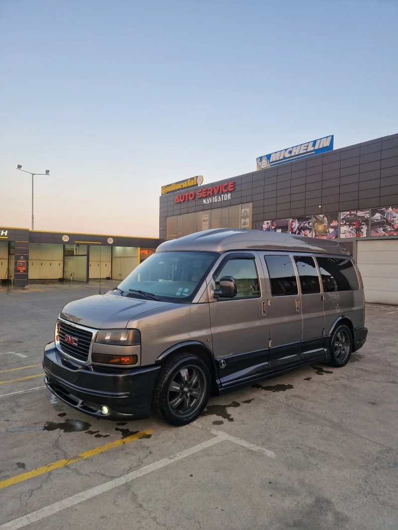 Gmc Savana 5.3i V8, снимка 1 - Автомобили и джипове - 47822185