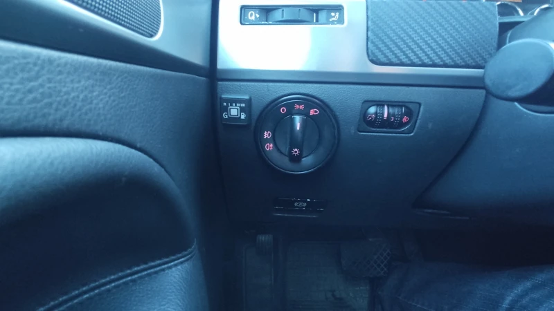 VW Touareg VR6 3.2 LPG, снимка 8 - Автомобили и джипове - 52423182