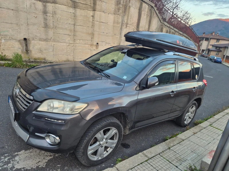 Toyota Rav4, снимка 2 - Автомобили и джипове - 52621767