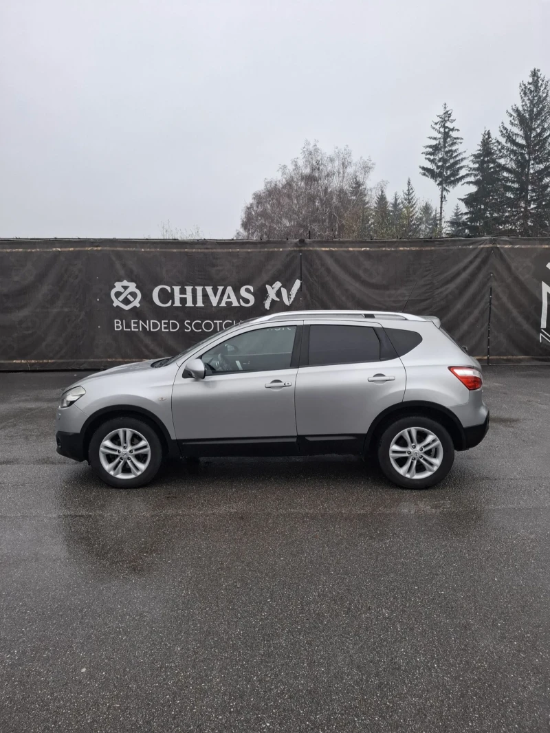 Nissan Qashqai 2.0DCI 150к.с АВТОМАТИК 4X4 , снимка 7 - Автомобили и джипове - 52666275