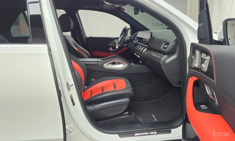 Mercedes-Benz GLE 53 4MATIC, снимка 11 - Автомобили и джипове - 53070693