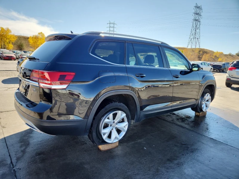 VW Atlas * V6* 4Motion* КОЖА* ЛЕД* NAVI* , снимка 3 - Автомобили и джипове - 53599450