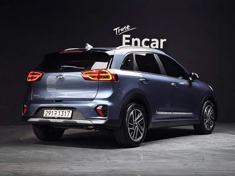 Kia Niro 1.6 Hev Prestige, снимка 3 - Автомобили и джипове - 56128225