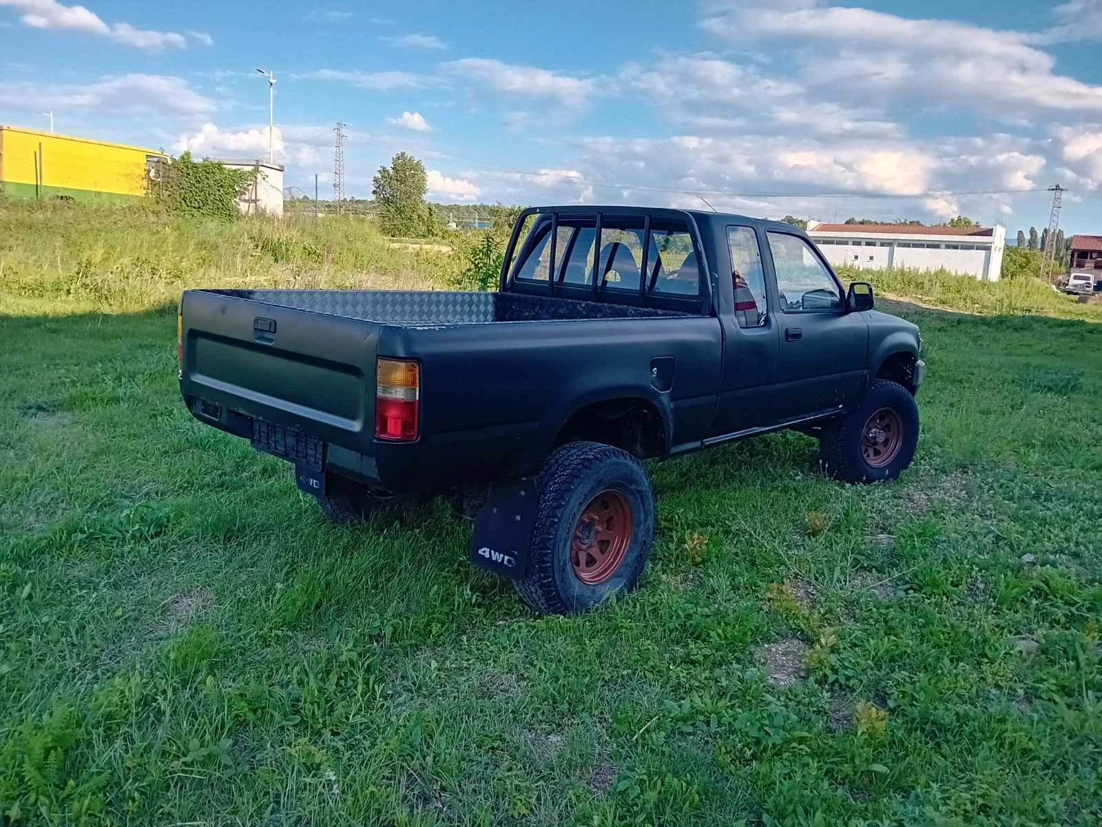 Toyota Hilux Hilux - изображение 3