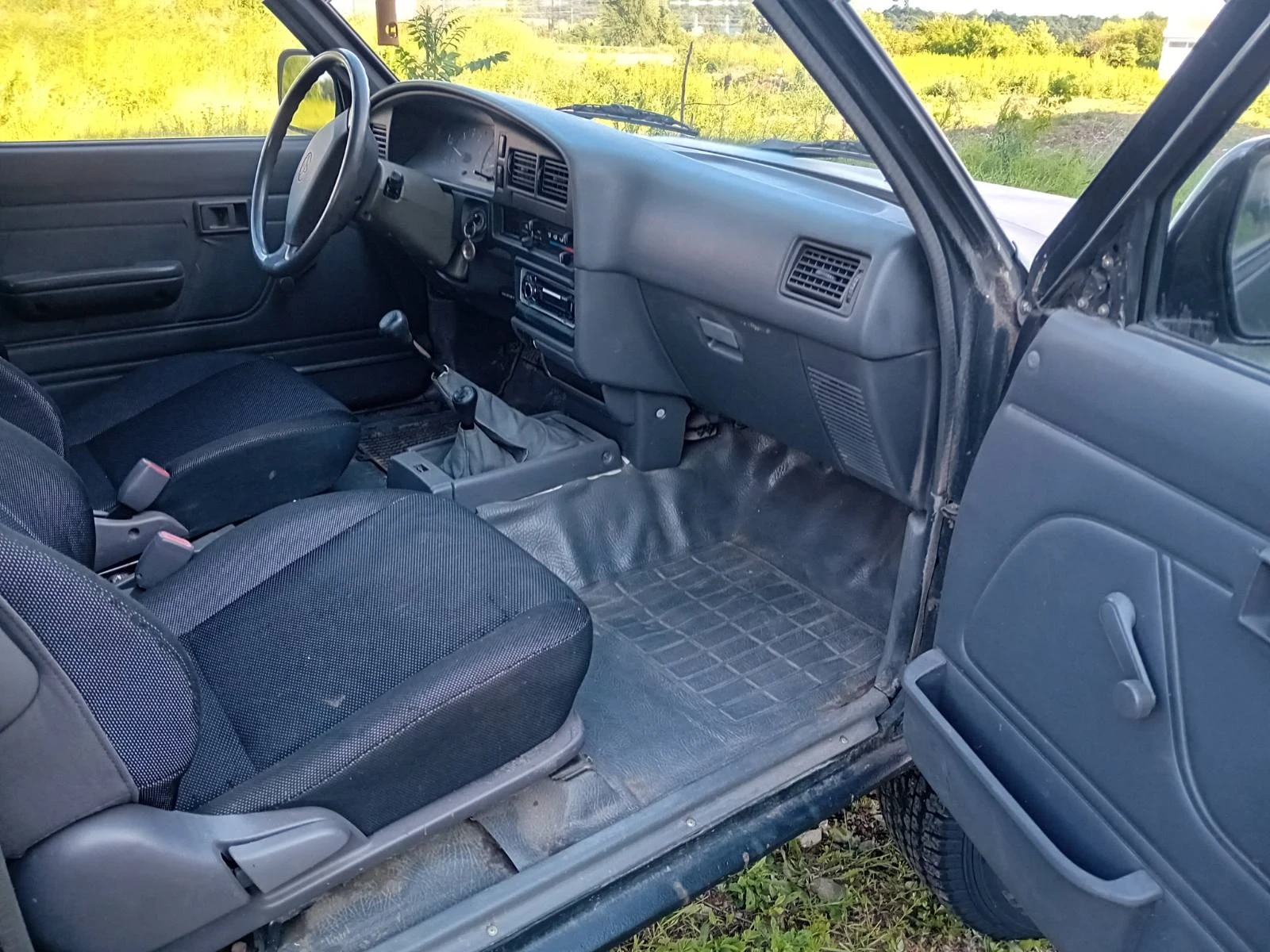 Toyota Hilux Hilux - изображение 9