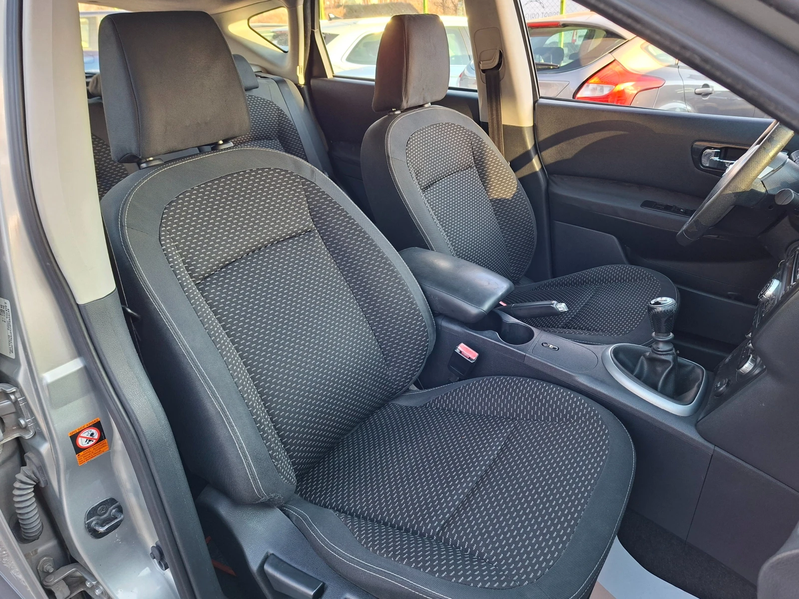 Nissan Qashqai 1.5DCI* 6-SPEED* 36�. � 127EUR. *  | Mobile.bg � ����������� 14