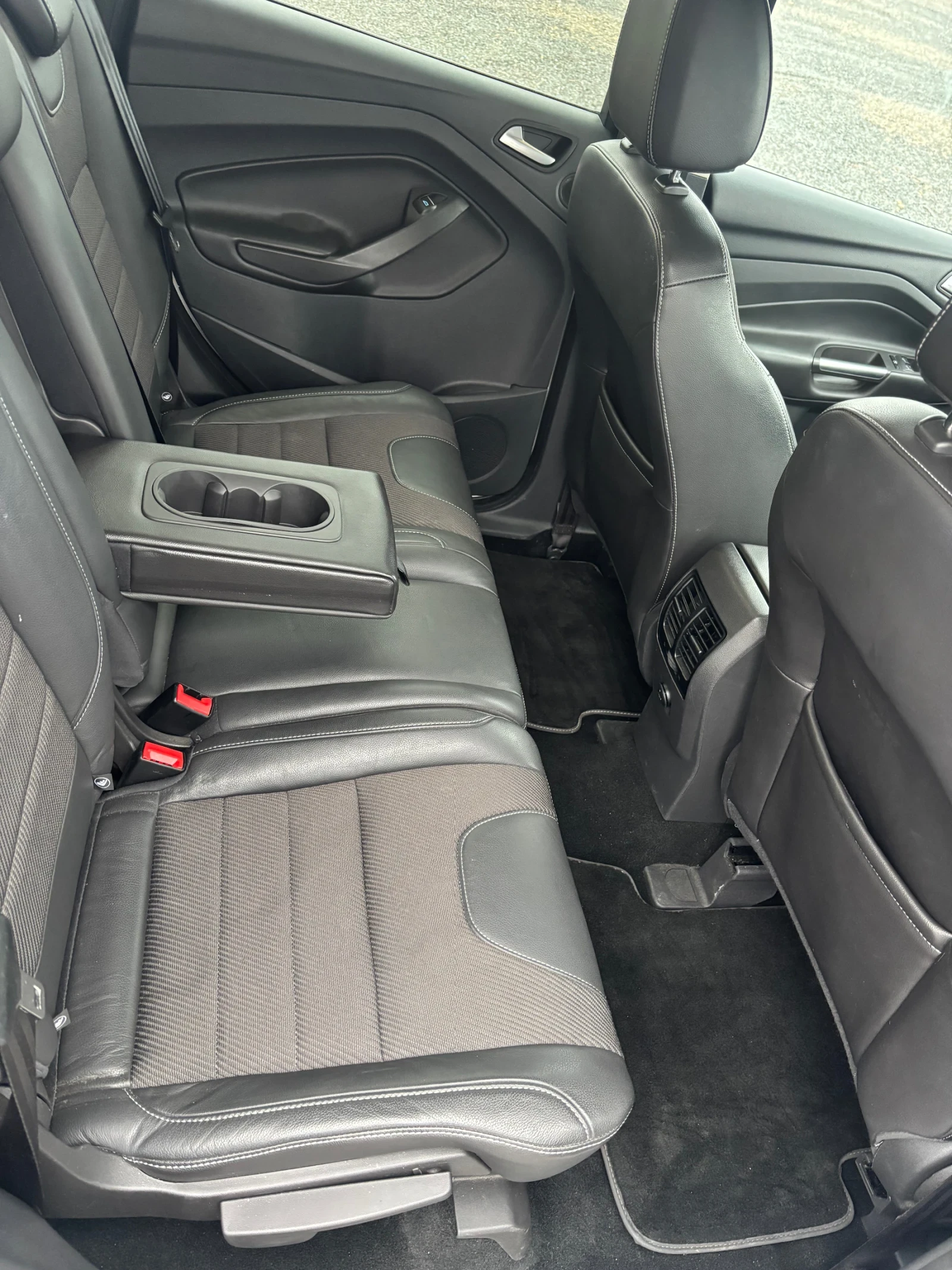 Ford Kuga ����� ��������� 136871�� ��������� 4�4  | Mobile.bg � ����������� 10