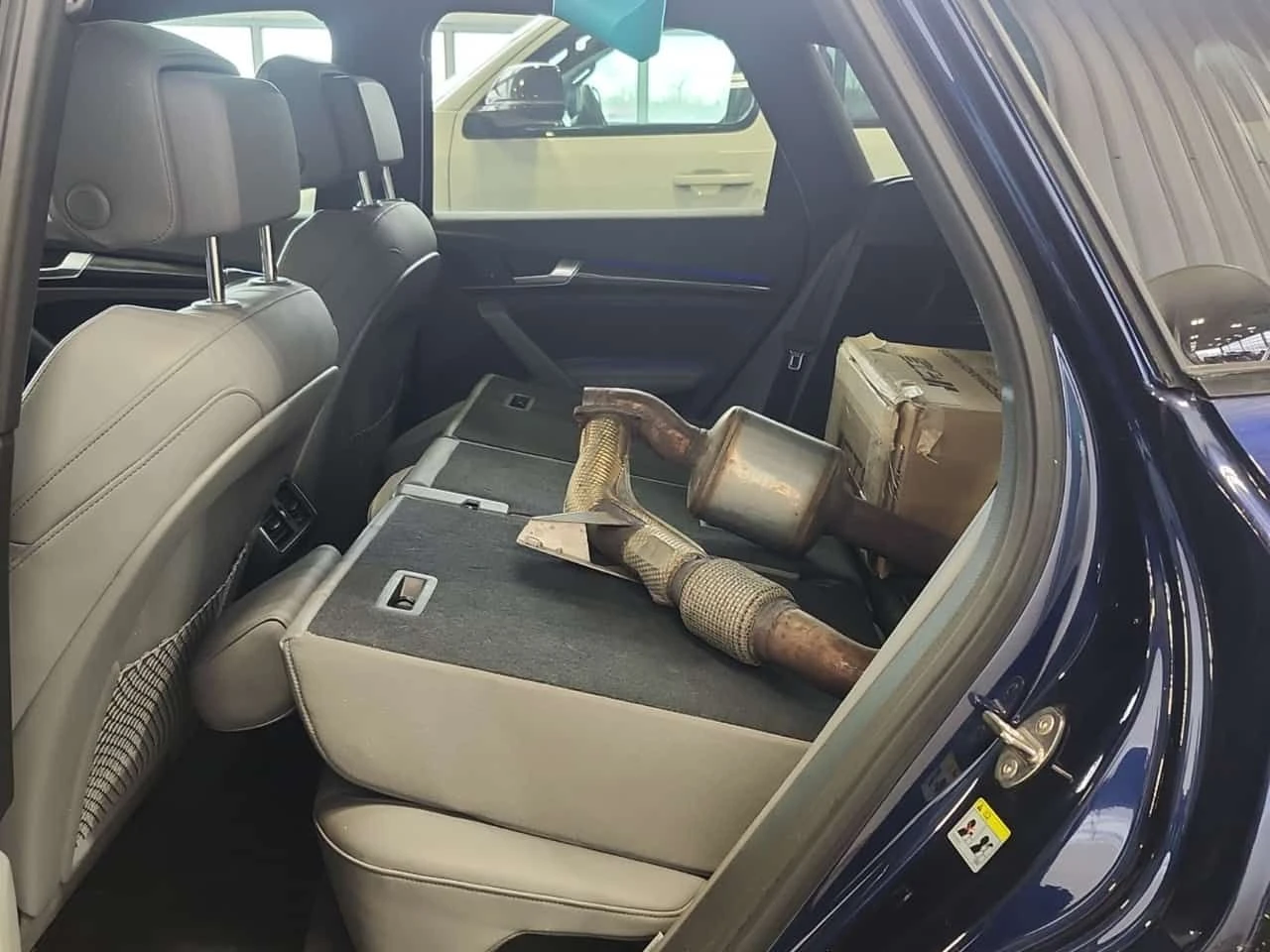 Audi SQ5 Technik /CARFAX /Панорама/Подгрев/Дистроник/, снимка 11 - Автомобили и джипове - 53774216