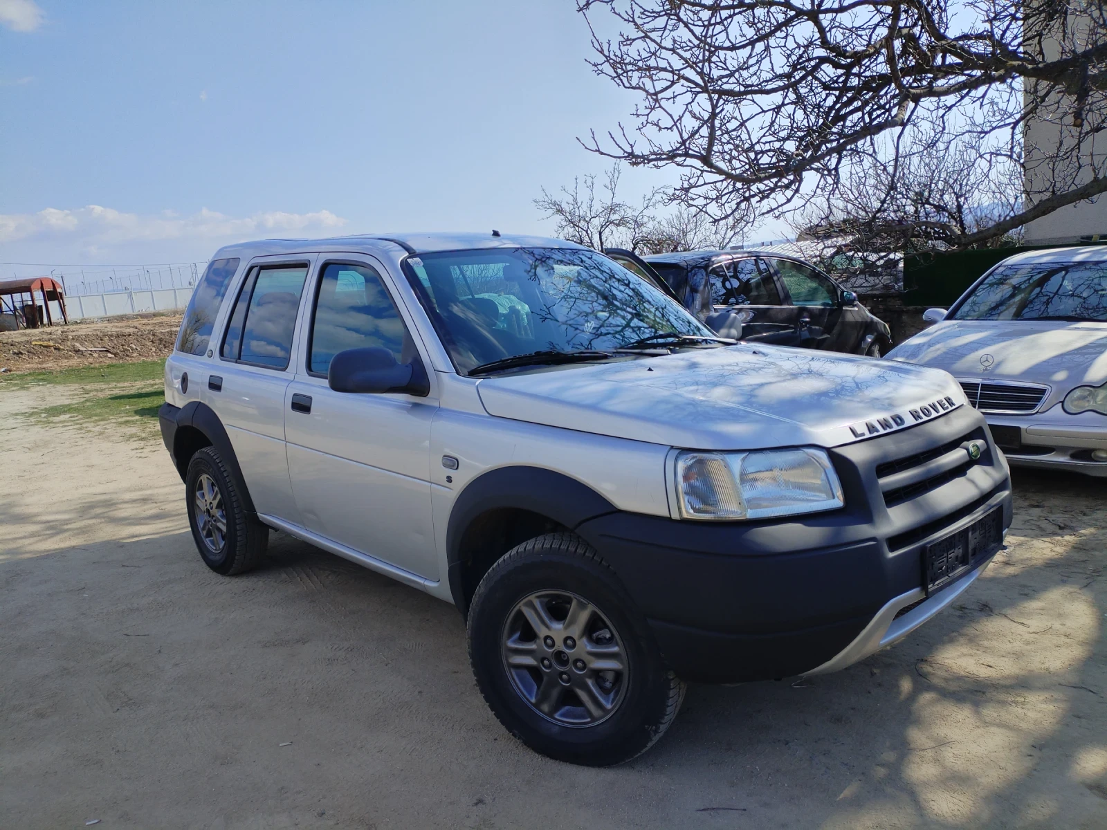 Land Rover Freelander 2.0 TD4 112hp Automatic Клима 4x4 Подгрев, снимка 3 - Автомобили и джипове - 53847280