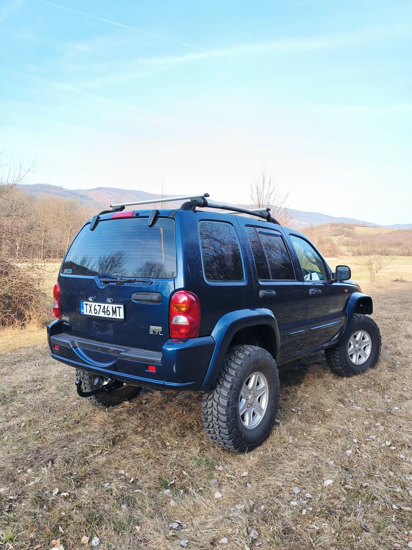 Jeep Cherokee, снимка 4 - Автомобили и джипове - 53878349