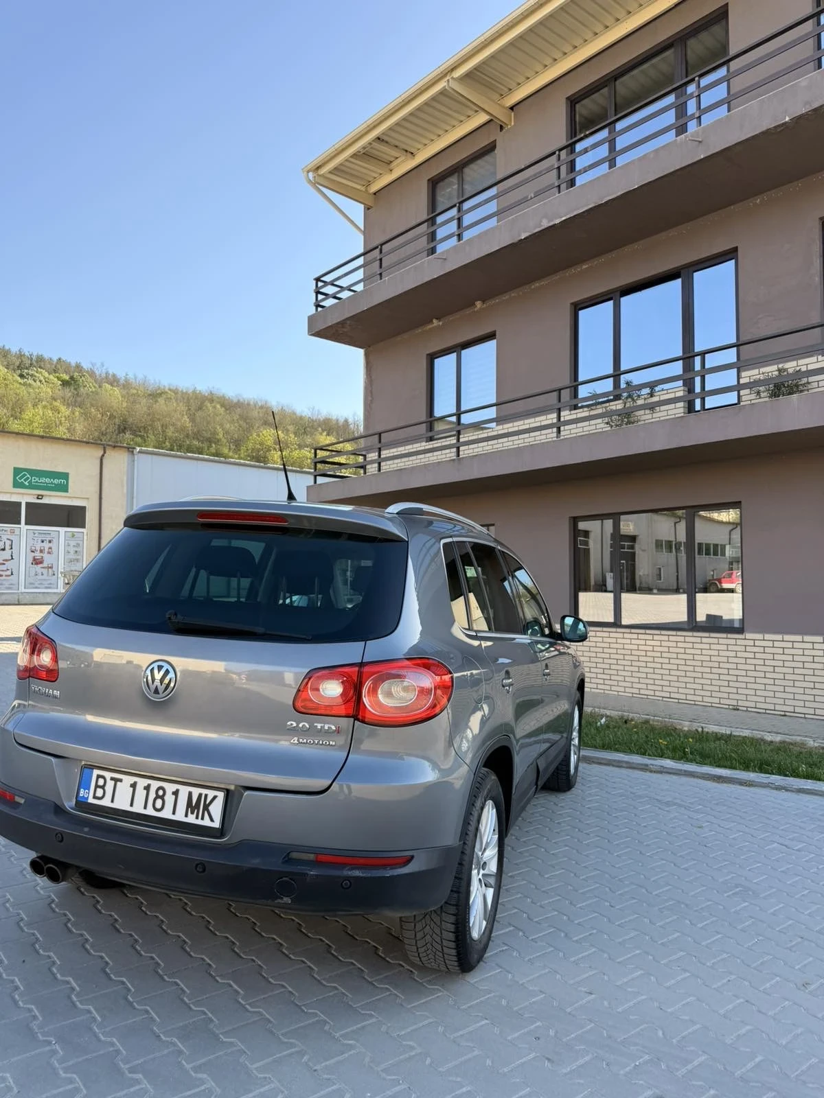 VW Tiguan 2.0 TDI 170, снимка 4 - Автомобили и джипове - 54006452