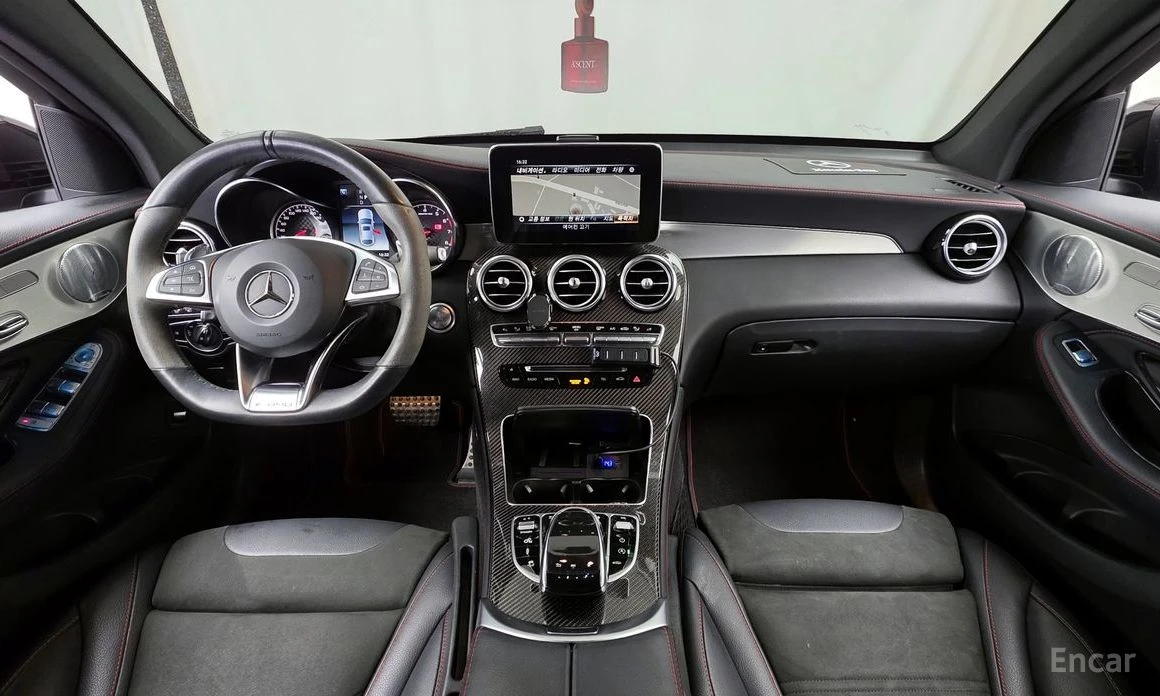 Mercedes-Benz GLC 43 AMG 4MATIC* COUPE* CARBON* HEAD-UP* BURMESTER* 360 CAM, снимка 10 - Автомобили и джипове - 54230296