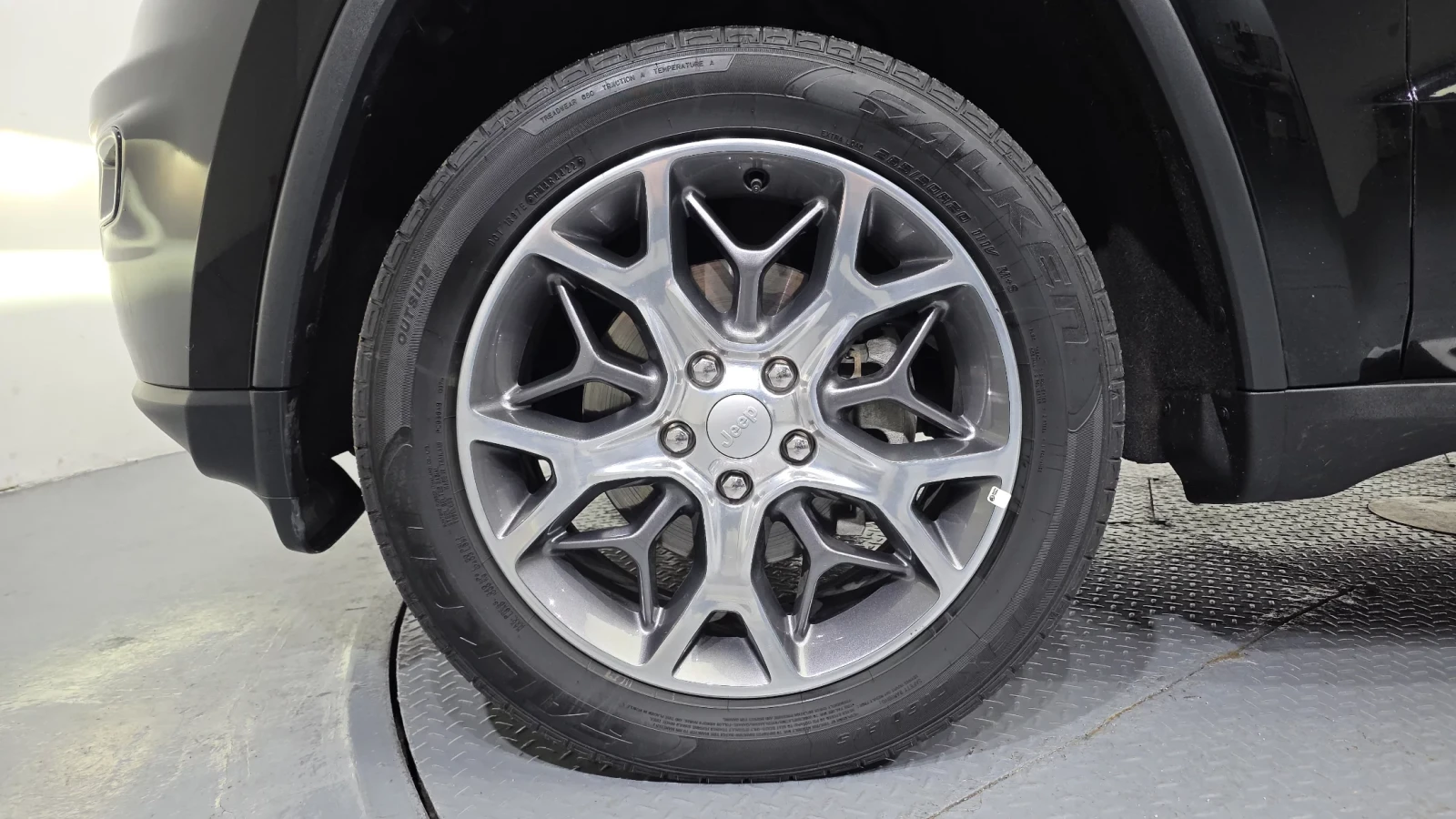 Jeep Grand cherokee 3.6 Limited, снимка 15 - Автомобили и джипове - 54456206