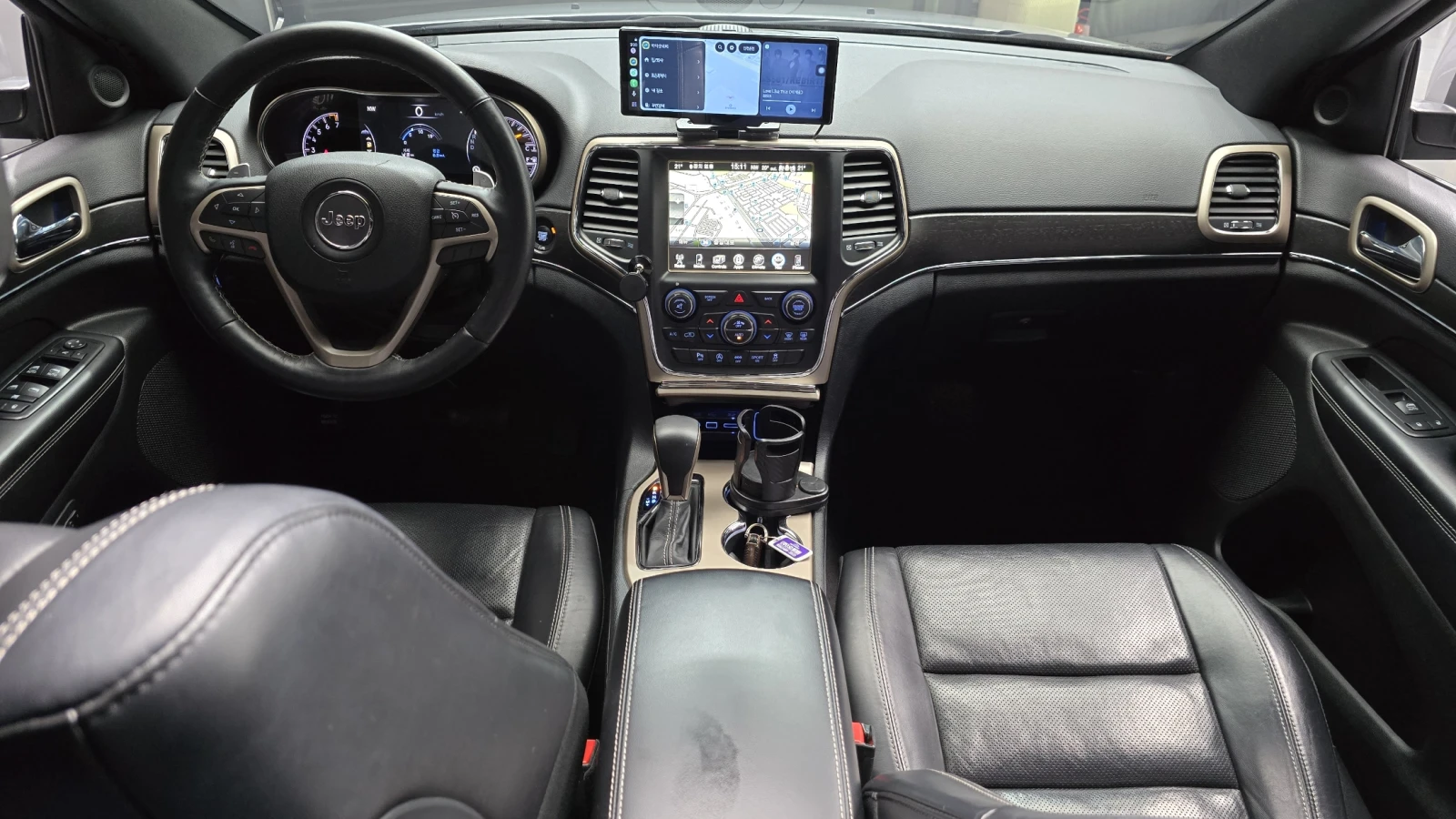 Jeep Grand cherokee 3.6 Limited, 4X4, снимка 9 - Автомобили и джипове - 54552431