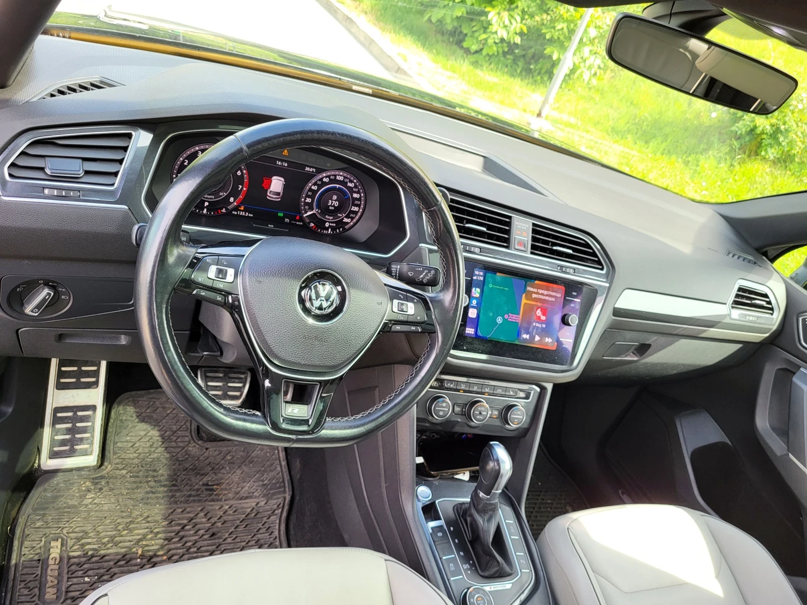 VW Tiguan Allspace R LINE * 8ск AISIN * TOP* HIGHLINE* Digital* Панор, снимка 16 - Автомобили и джипове - 54619248