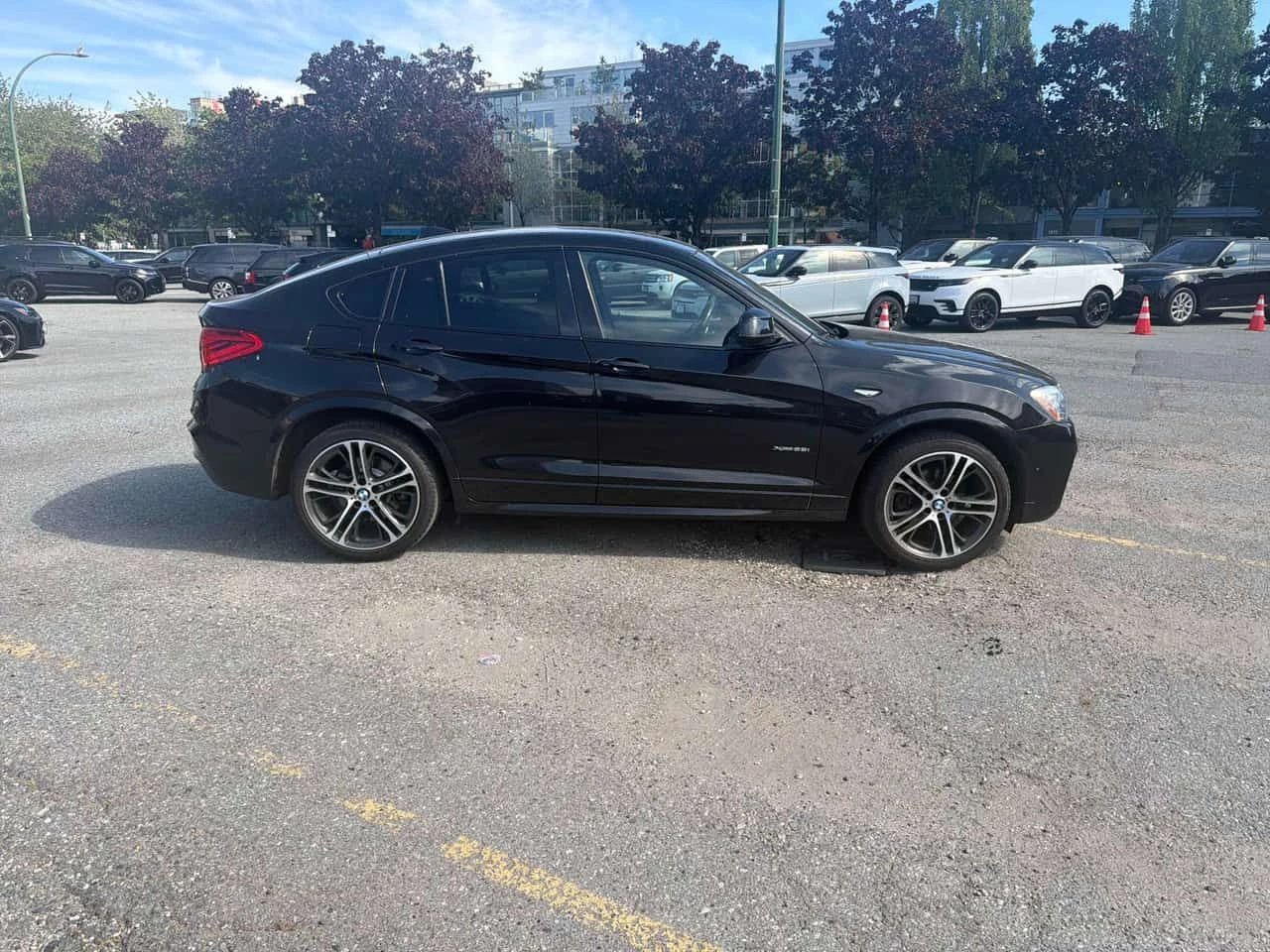 BMW X4 М ПАКЕТ/ПОДГРЕВ/ПАНО/xDrive28i/CARFAX/ФИНАНСИРАНЕ, снимка 4 - Автомобили и джипове - 55040417