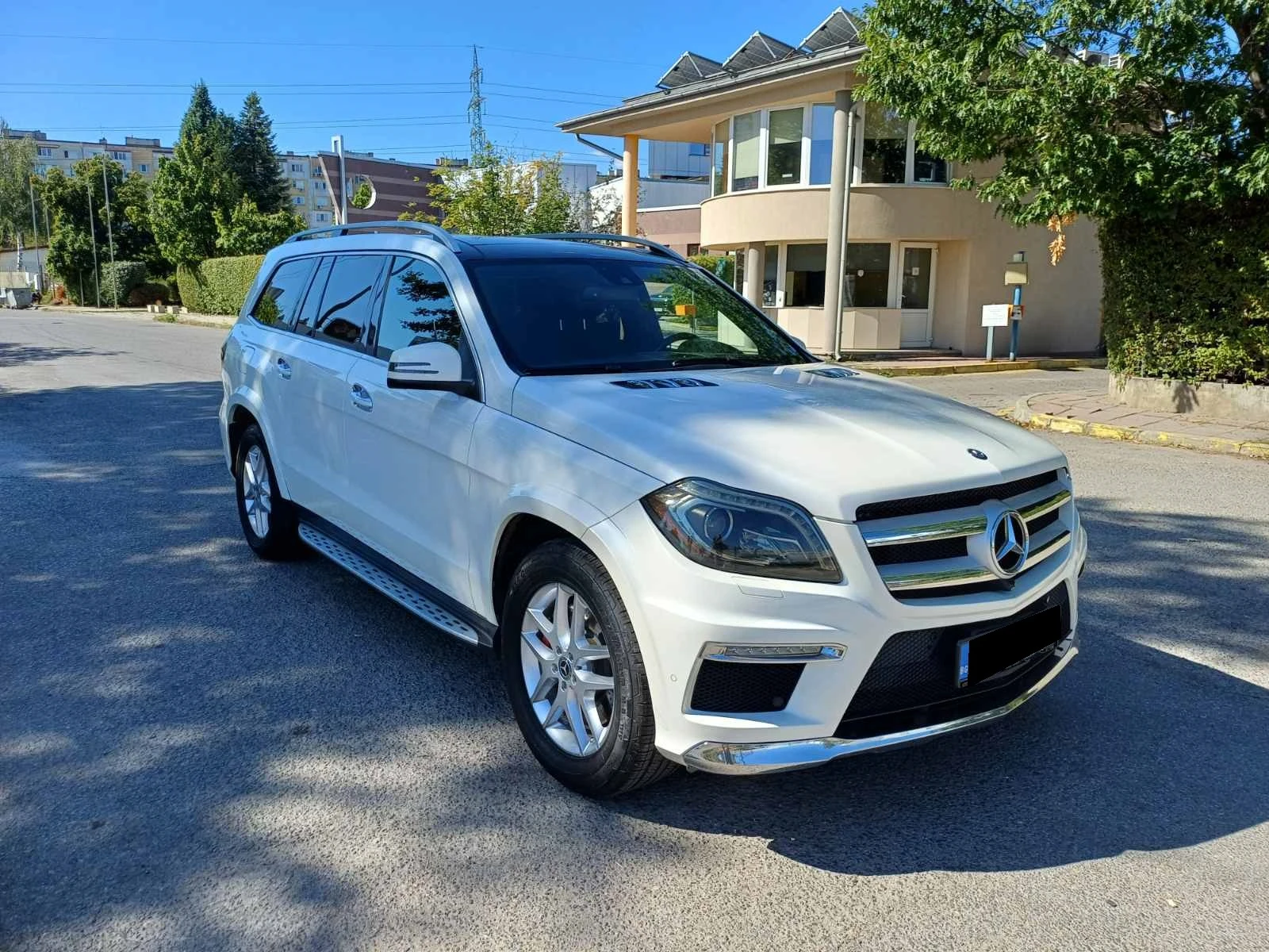 Mercedes-Benz GL 550 4Matic, снимка 7 - Автомобили и джипове - 56072830