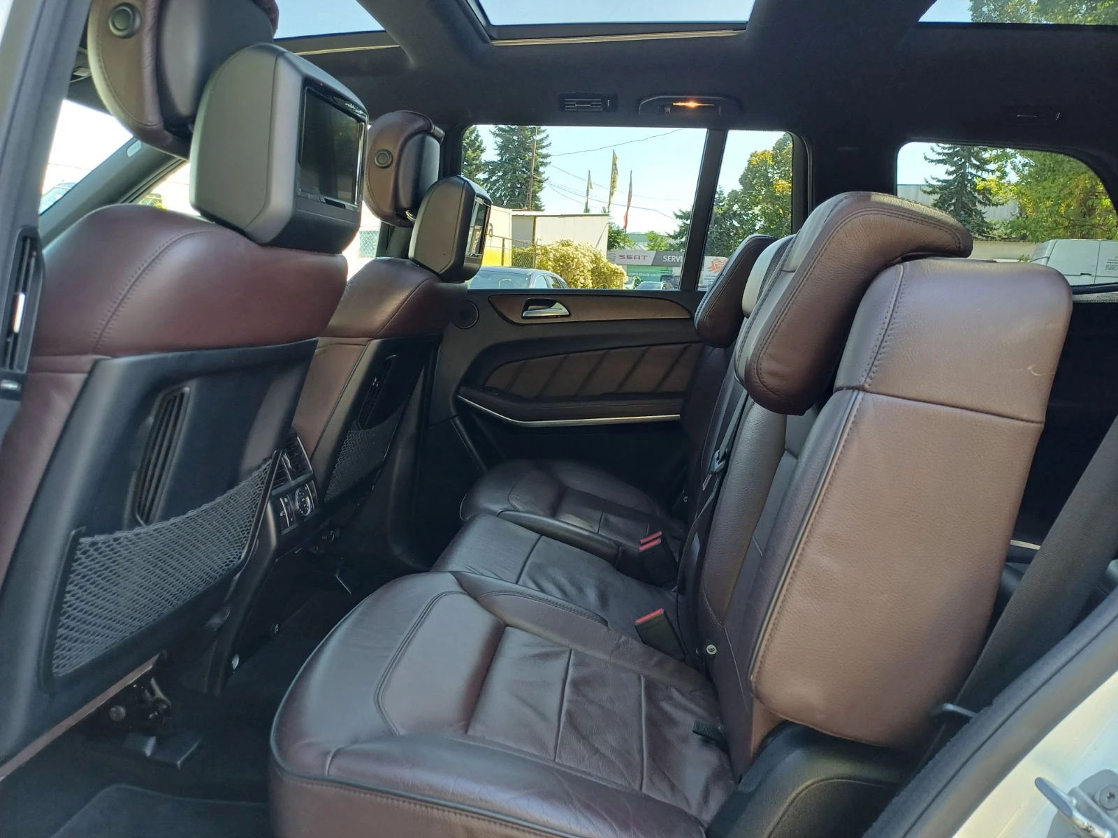 Mercedes-Benz GL 550 4Matic, снимка 14 - Автомобили и джипове - 56072830