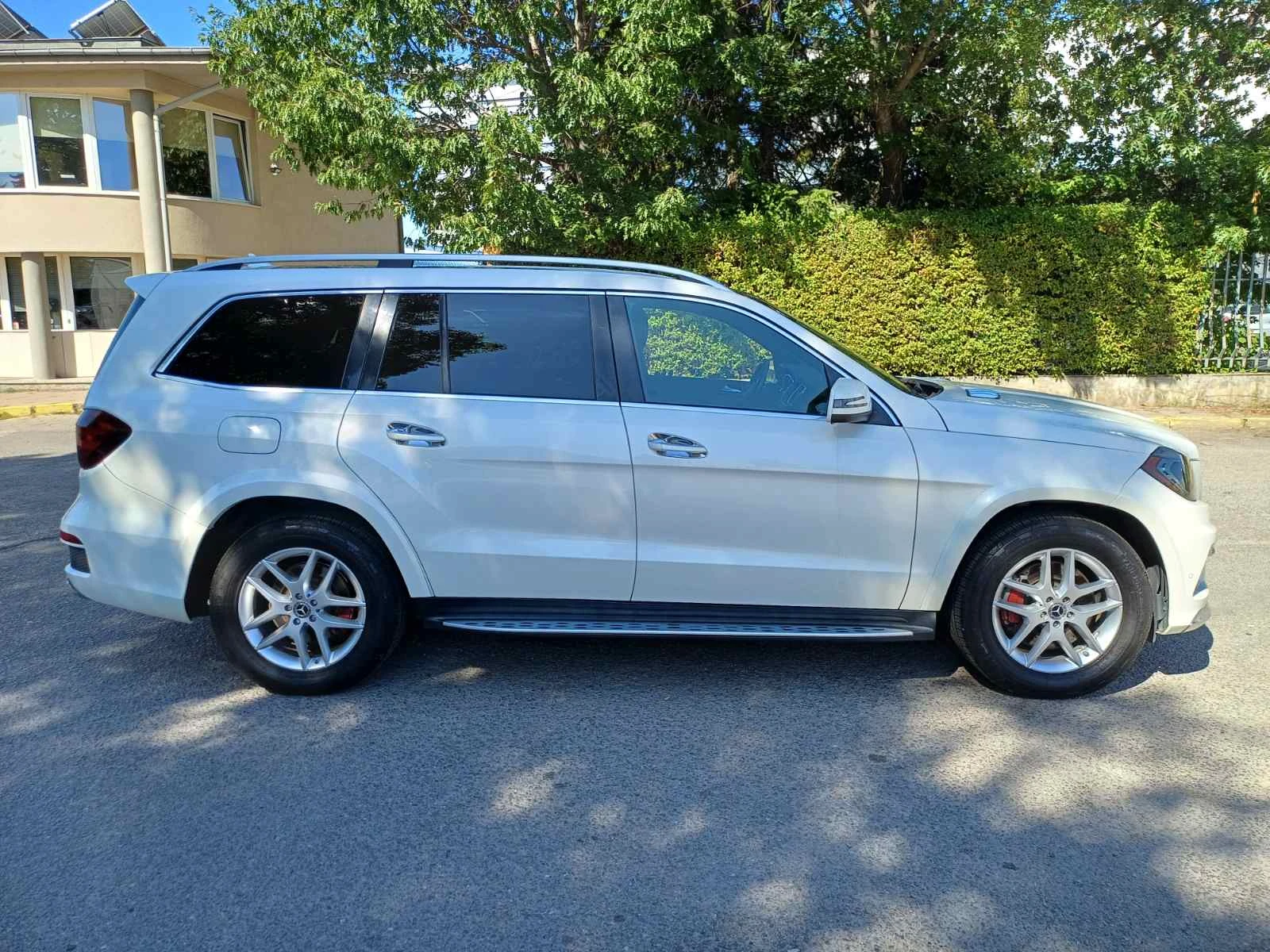 Mercedes-Benz GL 550 4Matic, снимка 6 - Автомобили и джипове - 56072830