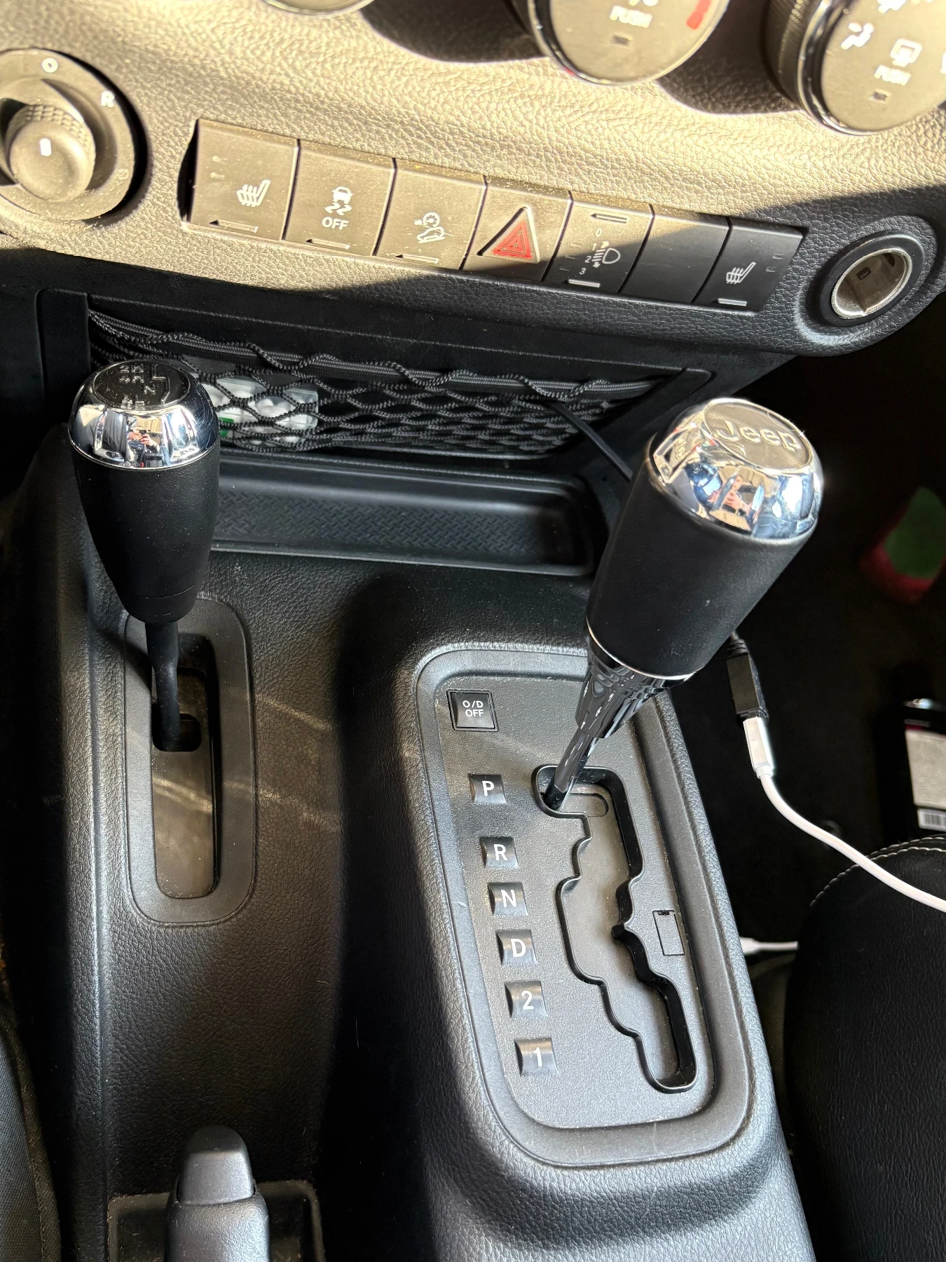 Jeep Wrangler 3.8, снимка 10 - Автомобили и джипове - 56225969